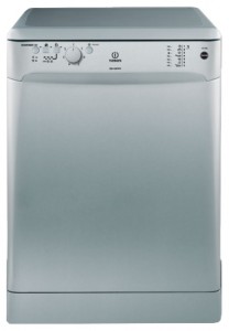 写真 食器洗い機 Indesit DFP 274 NX