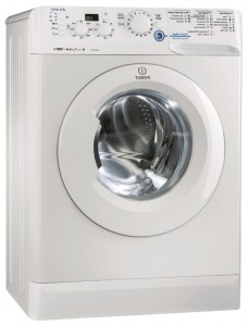 写真 洗濯機 Indesit NWSP 61051 GR