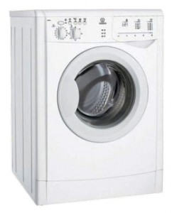 รูปถ่าย เครื่องซักผ้า Indesit NWU 585 L